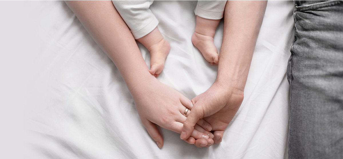 Rodzinne pielęgnowanie małych kolanek