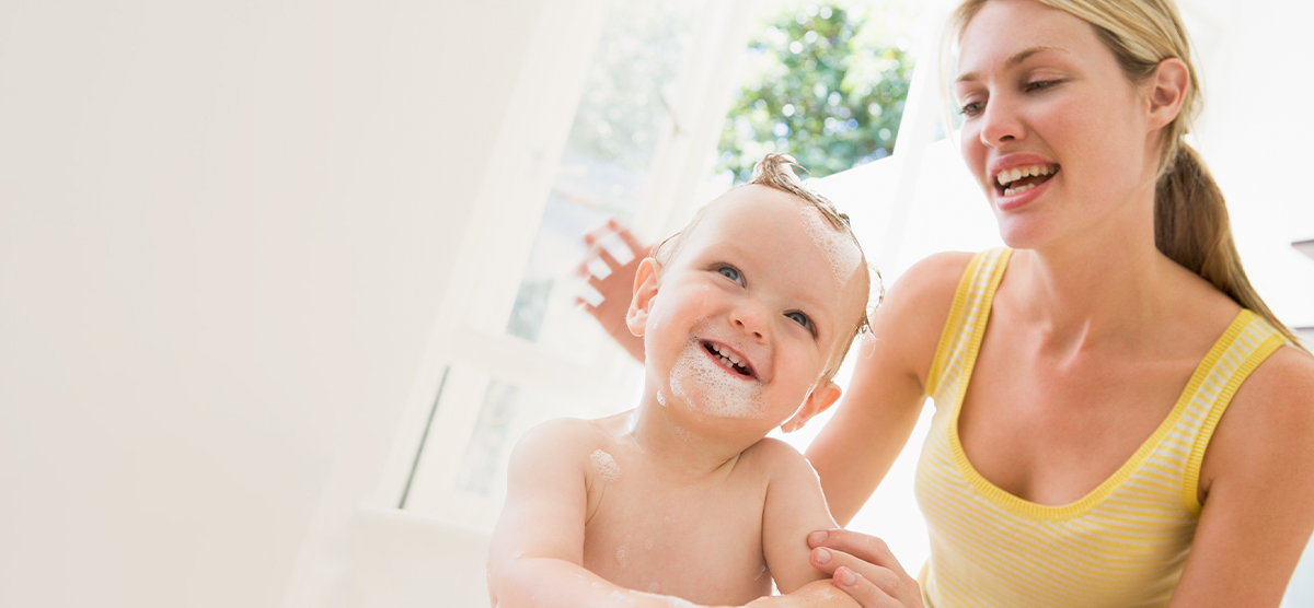 Jak często myć włosy? Porady dla dorosłych i dzieci