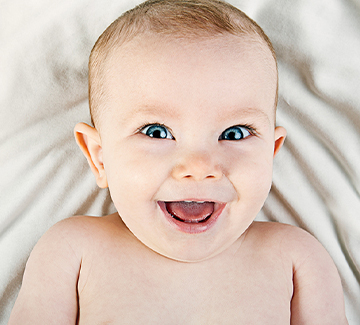 Ropiejące oko u maluszka – jak pokonać ten problem?