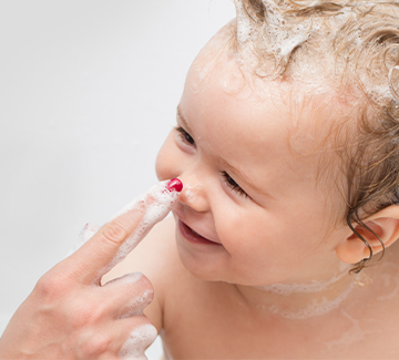 Pieczenie oczu w kąpieli