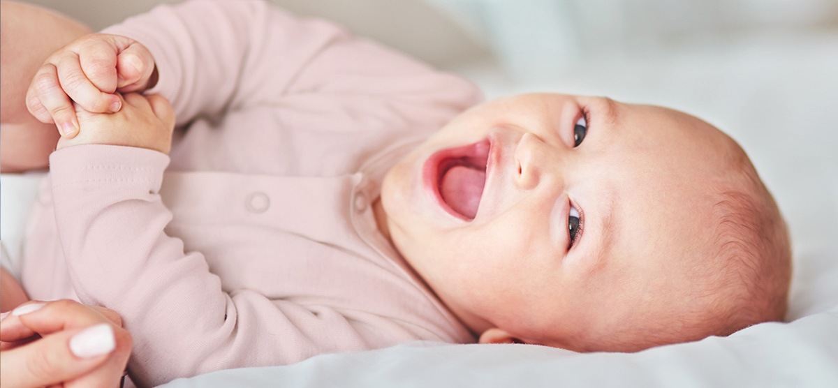 Kiedy dziecko zaczyna się uśmiechać?