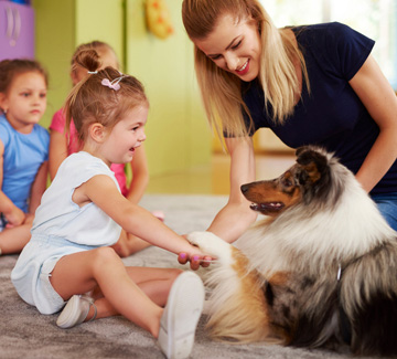 Dogoterapia - jak może pomóc dzieciom w prawidłowym rozwoju?